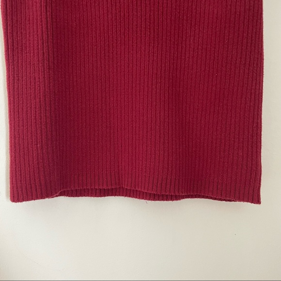 EDDIE BAUER Red Short Sleeved Knot Turtleneck - Picture 3 of 14